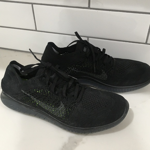 nike flyknit shoes mens
